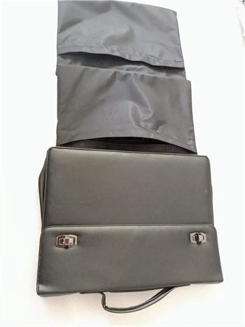 Yengil taktik portfelli politsiya